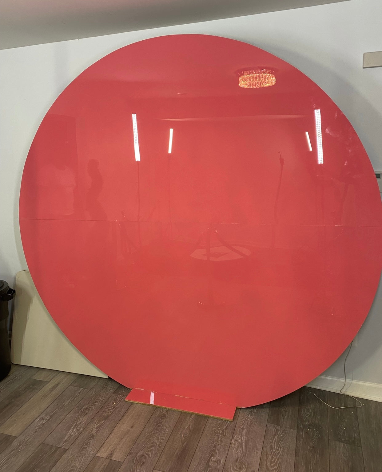 Round Acrylic Wall